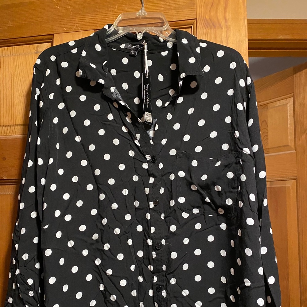 Tunic style blouse, black with white polka dot